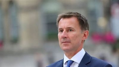 وزير الخزانة البريطاني يرفض تجاوز خطط تراس الضريبية