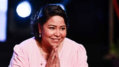 محامي شيرين عبدالوهاب يكشف حقيقة احتجازها في المستشفى ويرد على شقيقها