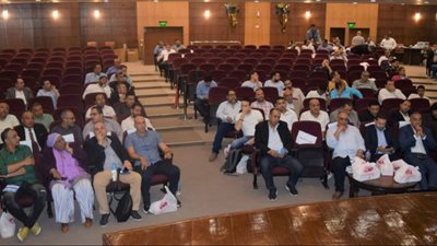 غرفة القاهرة تكرم المشاركين فى 