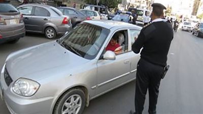 607 مخالفات لقائدي الدراجات النارية لعدم ارتداء الخوذة