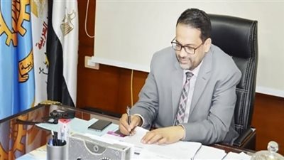 وكيل تعليم الغربية يتابع سير الدراسة بإدارة شرق وغرب طنطا