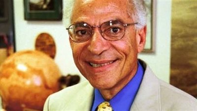 نصائح فاروق الباز لطلاب الثانوية خلال تنسيق الجامعات