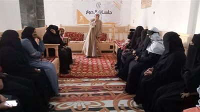 تنظيم 28 من جلسات الدوار للتوعية المجتمعية داخل 7 قرى بأسوان