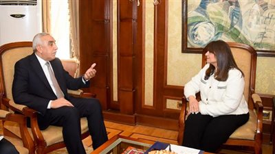 السفير العراقي بالقاهرة يؤكد تفعيل نظام Key Card