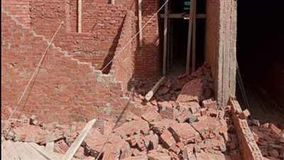 شن حملات لإزالة مخالفات البناء بحي دار السلام