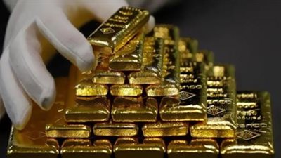أسعار الذهب تعزز مكاسبها اليوم بعد انخفاض الدولار
