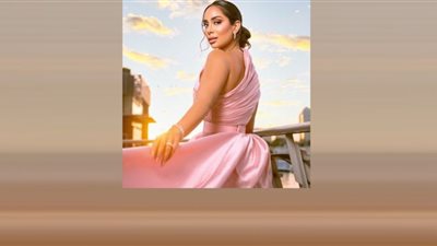 بسنت شوقي تتصدر التريند بصورة لافتة مع محمد صلاح وابنته مكة| شاهد