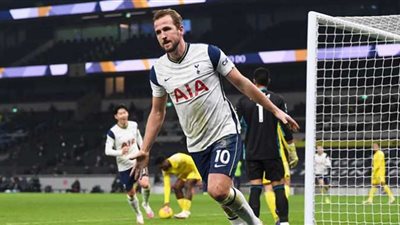 هاري كين في المركز الـ21 وأرنولد في الـ22 بسباق البالون دور