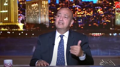 عمرو أديب يكشف سر التزاحم على شراء فيلات الـ 120 مليون جنيه (فيديو)
