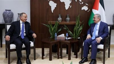 سفير مصر في رام الله يلتقي رئيس الوزراء الفلسطيني