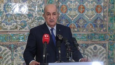 تبون يُطالب الجزائرين بالعمل لمستقبل أفضل