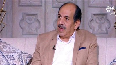 مصطفى حشيش يتحسر على تراجع المسرح.. مات واتقرت فتحته