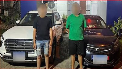 مصدر يكشف تضرر سيدة من قائد ىسيارتين لقيامهما بحركات إستعراضية