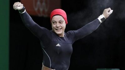 بنت النيل سارة سمير تُشرف اسم مصر في بطولة العالم لرفع الأثقال