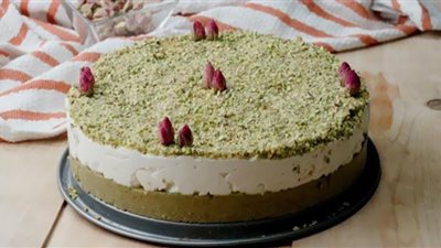 اصنعي تشيز كيك بالفستق لمذاق شهي ولذيذ