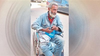 بسبب غدر الأشقاء.. عم محمد يلتحف 