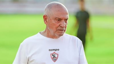 فيريرا يعقد جلسة مع لاعبي الزمالك قبل المران