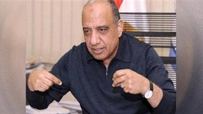 تطوير شركات الغزل والسيارات الكهربائية.. حقبة وزير قطاع الأعمال الجديد