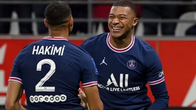 موقف مبابي وحكيمي من مباراة ستراسبورج بالدوري الفرنسي