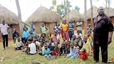 أوغندي يطلب العون من الحكومة بعد إنجابه لـ 102 طفل