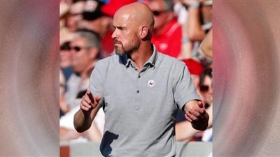 تعليق مثير للجدل من مدرب مانشستر يونايتد بعد رباعية برينتفورد