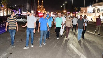 محافظ جنوب سيناء يتفقد أعمال تطوير ورفع كفاءة ساحة مسجد الصحابة بشرم الشيخ