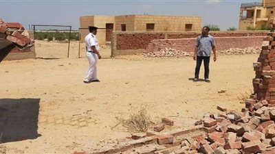إزالة 4 حالات تعدي على أملاك الدولة بأرض القادسية خلال أعمال الموجة 20