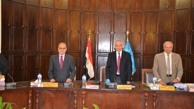 نائب رئيس جامعة الإسكندرية يطالب بتشكيل لجان لأخلاقيات البحث العلمى