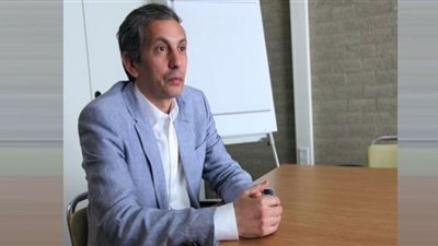 عضو المجلس العلمي المغربي لأوروبا: لا يمكن الفصل بين الدين والعبادة والاقتصاد