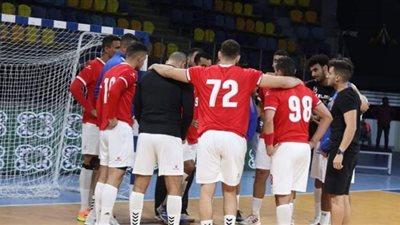 اليوم.. الأهلي يواجه مضر السعودي في كأس العالم للأندية لليد