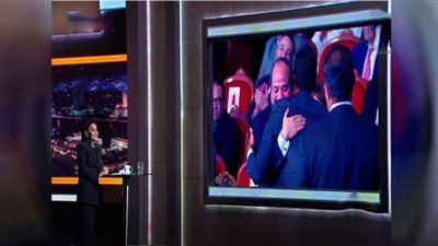 بسمة وهبة تبكي على الهواء.. نجني مع السيسي ثمار مرحلة الإنسانية