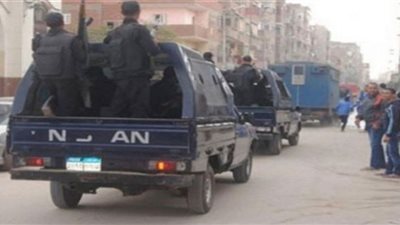 ضبط 50 طن أعلاف حيوانية من دون مستندات