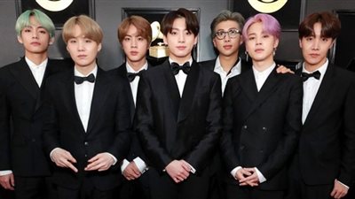 الجمهور لفريق bts بعد خبر التجنيد.. معكم للأبد