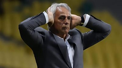 وحيد خليلوزيتش يقترب من تدريب الأهلي.. اعرف الحقيقة