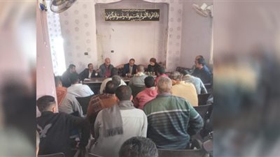 لقاء جماهيري بأهالي دلهانس لبحث احتياجات القرية من مشروعات حرفية