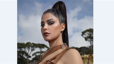 غلطة لا تغتفر.. النجمة الكويتية شمس تستفز شرطة الموضة