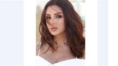 أنغام تشعل إنستجرام بملابس مبهجه في أحدث جلسة تصوير