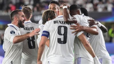 ريال مدريد يصل ألميريا لخوض أولى مبارياته بالليجا