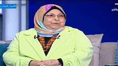 لا يحق للرجل سؤال زوجته عن مرتبها أو ميراثها (فيديو)