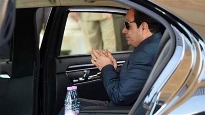 السيسي يصل مدينة البرلس لافتتاح مصنع الرمال السوداء