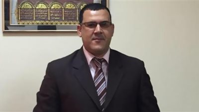 الحفناوى يستقبل رئيس الإدارة المركزية للصيدلة بوزارة الصحة