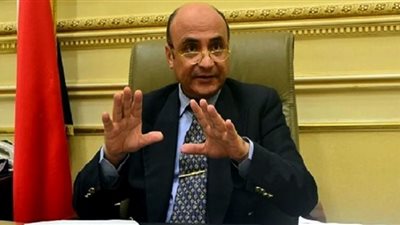 وزير العدل يكشف حقيقة دفع 20 ألف جنيه لصندوق الأسرة عند الزواج