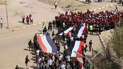 طلاب من أجل تُنظم مسيرة بجنوب الوادي إحتفالاً بنصر أكتوبر