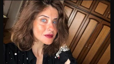 هيدي كرم تستعرض أنوثتها بتاتو مثير