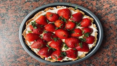 احتفلي بالكريسماس وحضري تارت الفراولة بالكاسترد