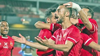 الأهلى يفوز على الإسماعيلي بهدف نظيف في بداية الدوري