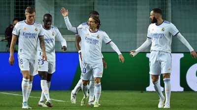 بنزيما يقود تشكيل ريال مدريد أمام التشي بالليجا