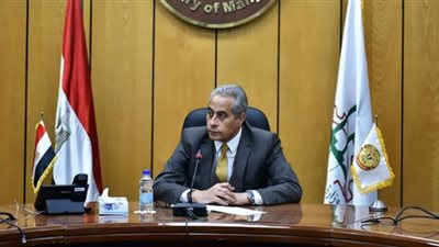 أبرزها قانون العمل وزيادة الأجور| نشاط وزارة القوى العاملة في أسبوع