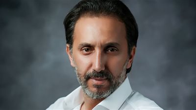 غدًا.. الفنان السوري أحمد الأحمد ضيف رامي رضوان