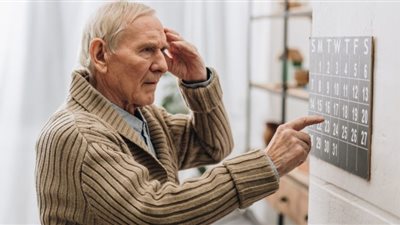 اختبار دم يرصد أعراض مبكرة لمرض الزهايمر